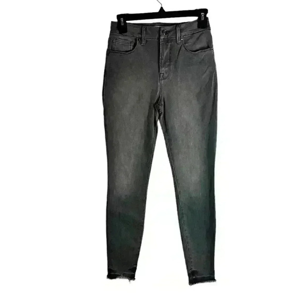 𝅺good American Good Legs Crop Raw Edge | Black071 Size 0/25 - Picture 2 of 10